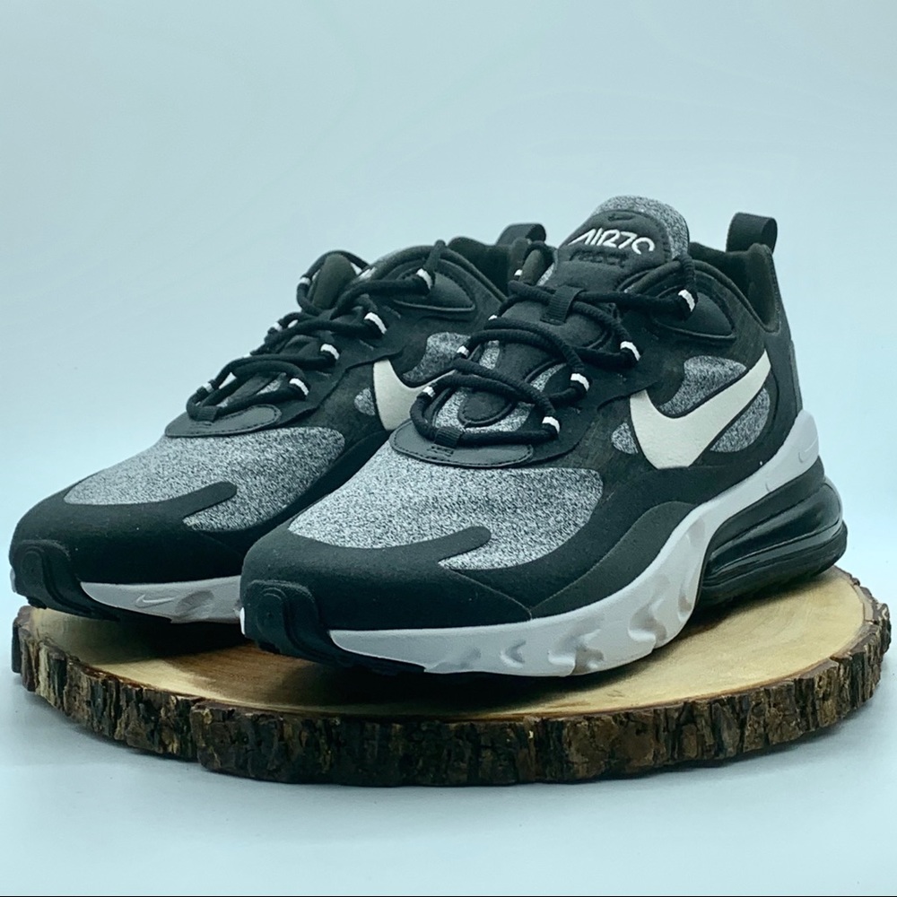 NIKE Mens Air Max 270 React Various Sizes - Picture 2 of 8
